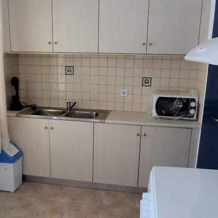 Ioli Apartment *