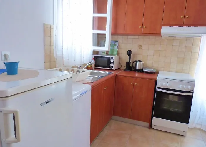 Ioli Apartamento Alopronia