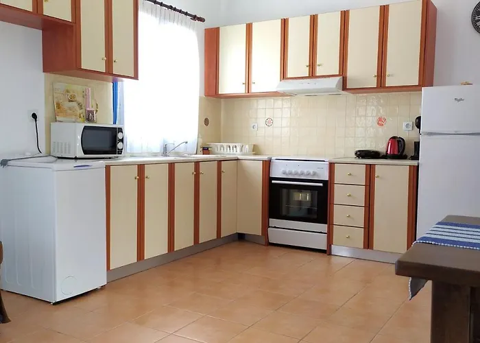 Ioli Apartamento Alopronia