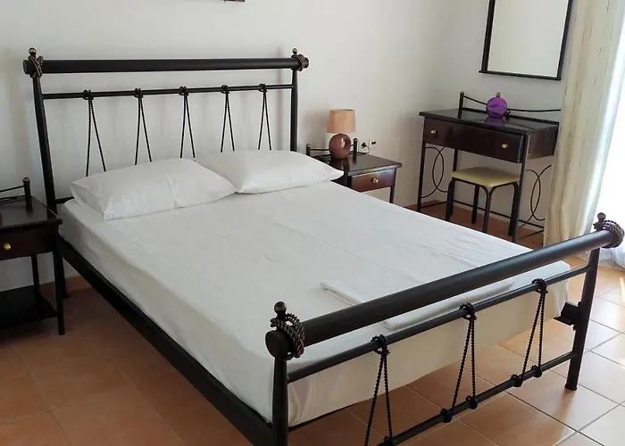 Ioli Apartamento Alopronia